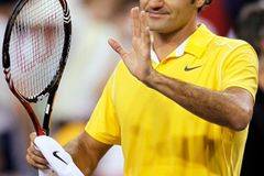 Federer se zlobí na Navrátilovou: Vůbec neví, jak hraju