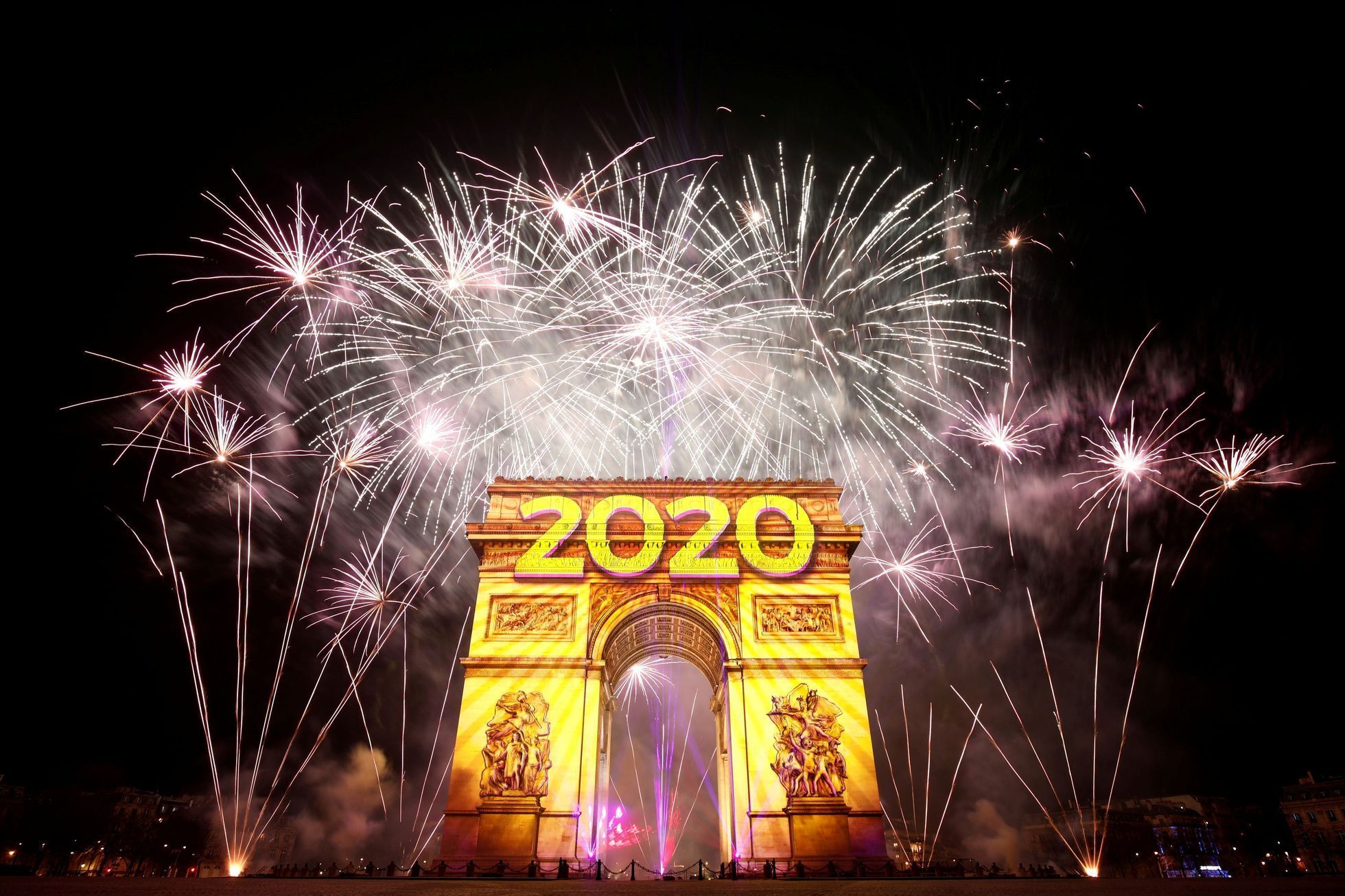 Nový rok Silvestr 2020 Paříž
