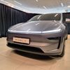 Tesla Model Y Juniper naživo Praha