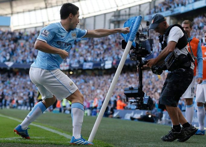 Manchester City vs. United, utkání Premier League (Samir Nasri)