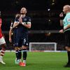 fotbal, anglická liga 2021/2022, Premier League - Arsenal v West Ham United, Vladimír Coufal, Kieran Tierney