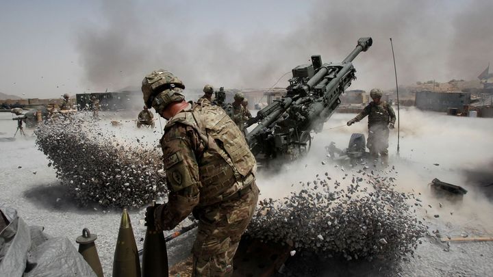 Od 11. září 2001 po pád Kábulu. V nejdelší americké válce zemřely desetitisíce lidí; Zdroj foto: Reuters