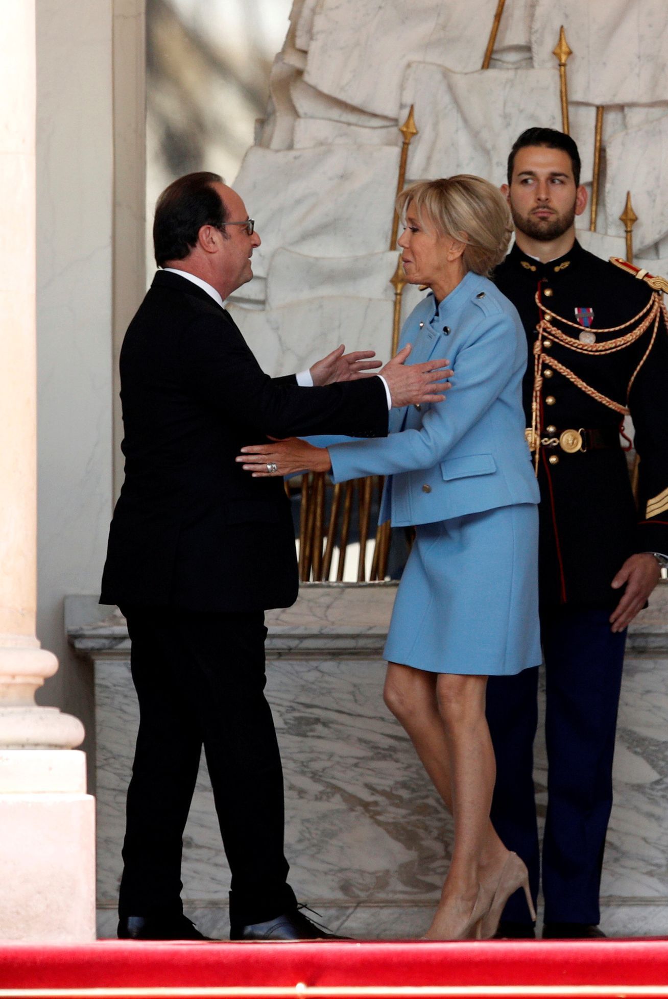 macron  15