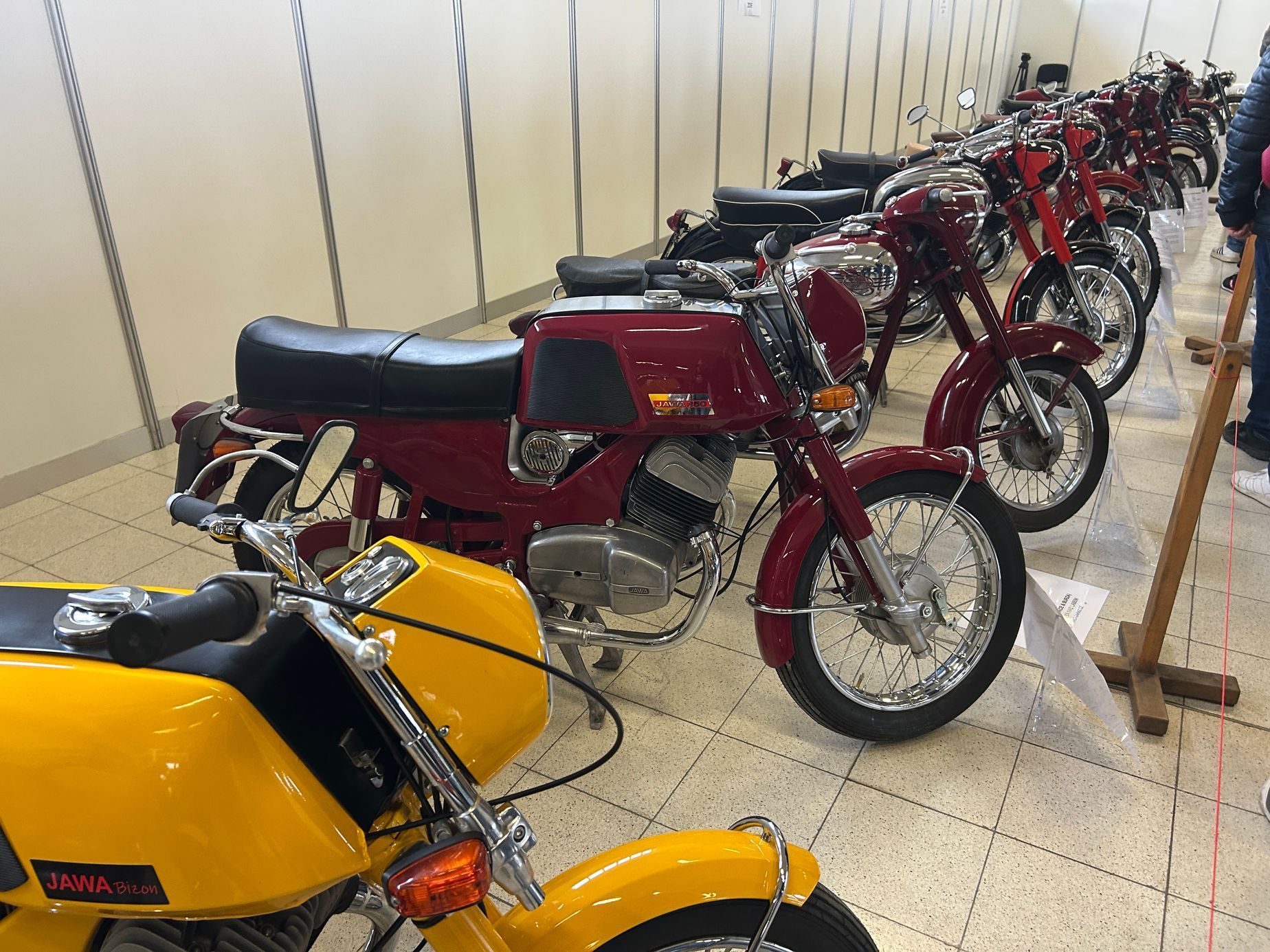 Aukce a burza Retro Garáž listopad 2025