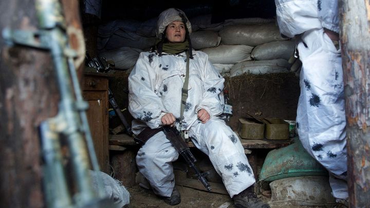 Bezmocné čekání na rozhodnutí Ruska i USA. Co se děje v ukrajinských zákopech; Zdroj foto: Reuters