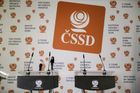 Krajští zástupci ČSSD váhají s odchodem z vlády, varují před SPD