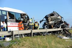 Cesta na dovolenou skončila tragicky. Zemřeli tři lidé