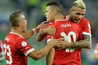 Švýcaři si poprvé na Euru zahrají play off, bojovali jako tým