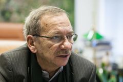 Drží, mají to rády. Projděte si kontroverzní výroky nového šéfa Senátu Kubery