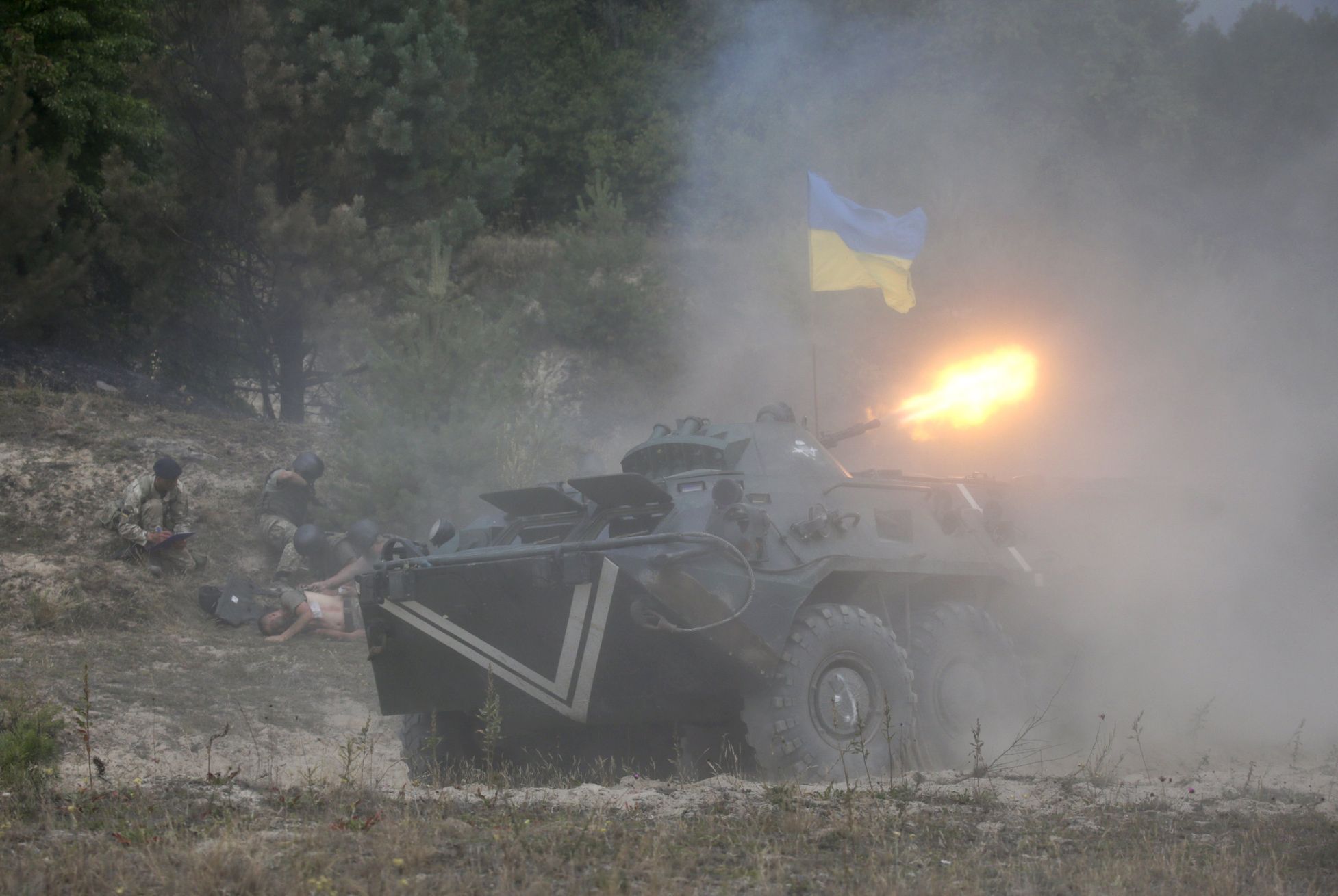 Ukrajinští vojáci na cvičení v Žitomiru.