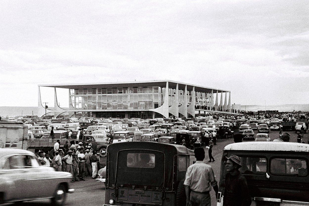 Jednorázové užití / Uplynulo 60 let od doby, kdy se novým hlavním městem Brazílie stala Brasília