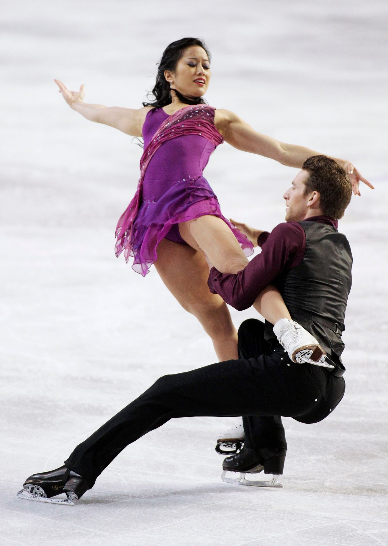 Americká brusle 2012: Kriengrairutová a Giuletti-Schmitt