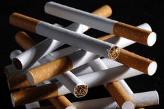 Z první nelegální linky na cigarety zbyde 12 tun šrotu