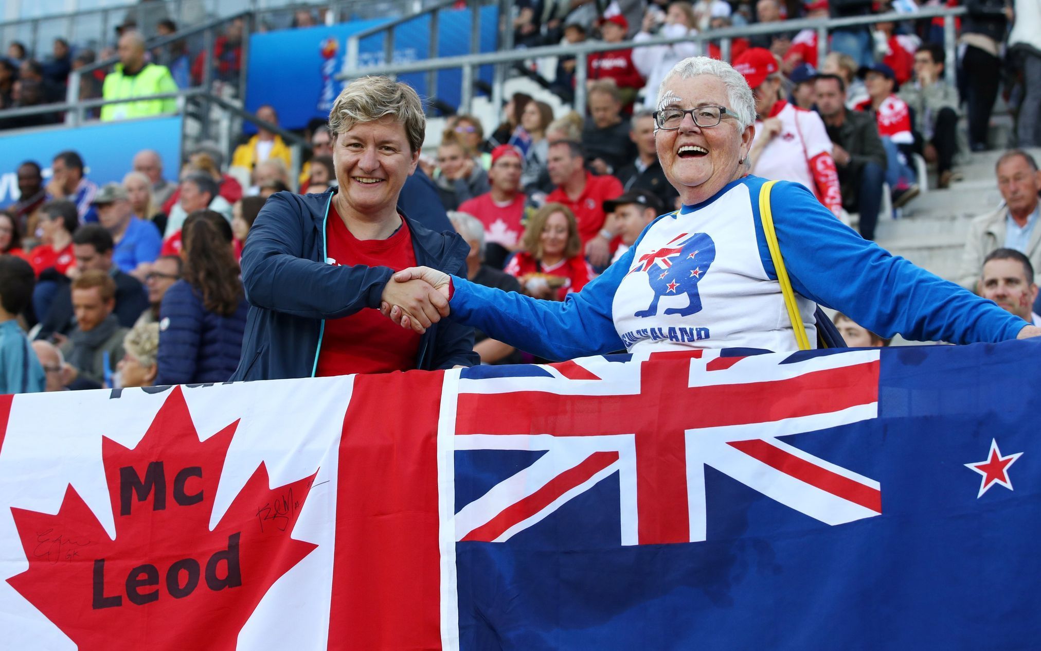 Fanoušci a fanynky na MS ve fotbale žen 2019: Kanada a Nový Zéland