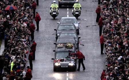 Rozloučení s fotbalistou Georgem Bestem