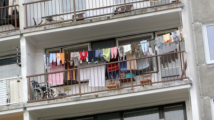 Ti nejchudší Češi dávky nedostávají. Nedokážou o ně sami požádat, ukázala studie; Zdroj foto: Ondřej Besperát