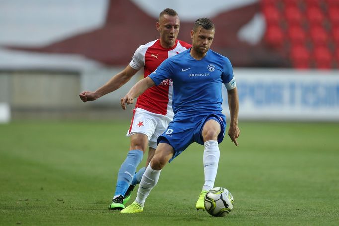 Vladimír Coufal a Radim Breite v zápase 5. kola FL Slavia - Liberec