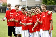 Výheň, cesta jako do války a dejte pozor na škorpiony. Když byli Češi na MS naposledy