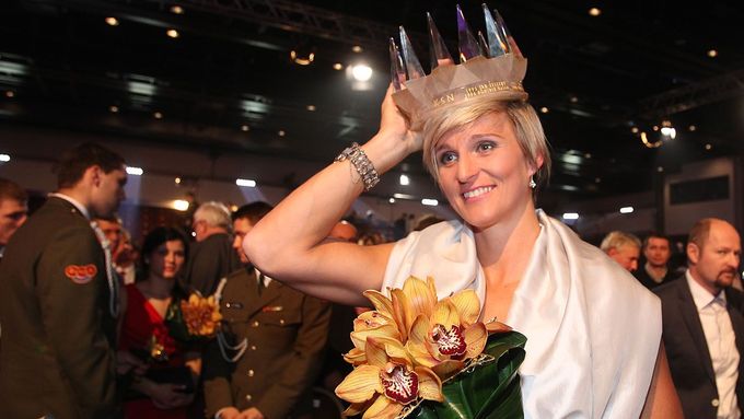 Barbora Špotáková vyhrála anketu Sportovec roku. Pojďte se podívat na slavnostní vyhlašování v pražském hotelu Hilton.