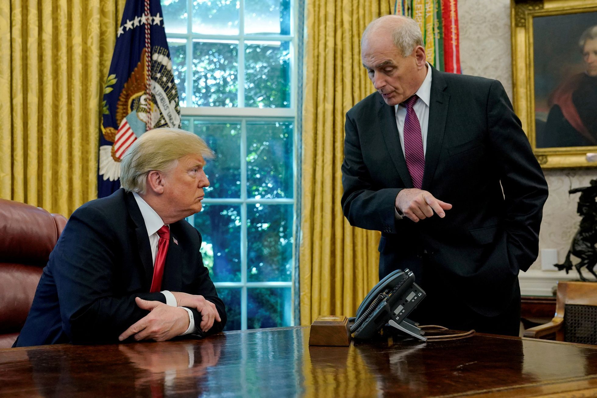 Americký prezident Donald Trump a John Kelly, který skončil ve funkci personálního šéfa Bílého domu.