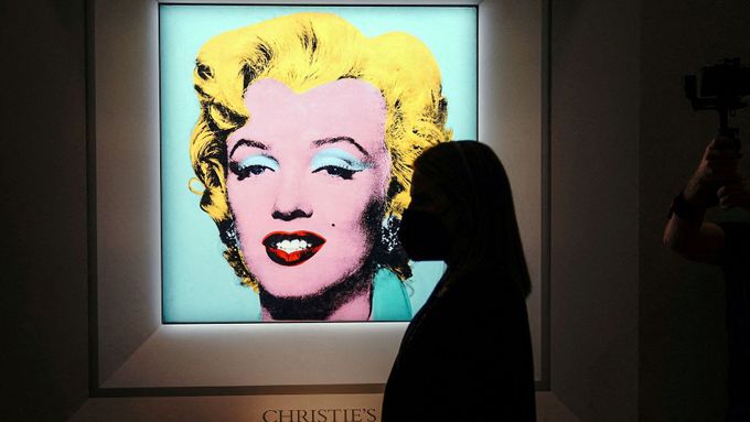 Portrét Marilyn Monroe od Andyho Warhola.