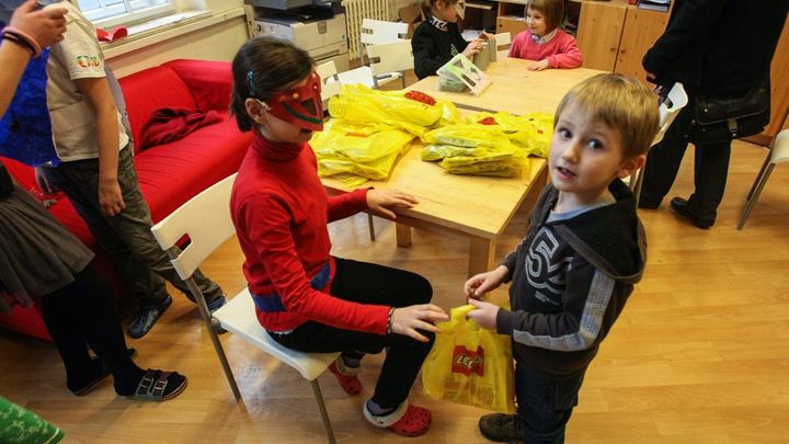Zápisy do první tříd proběhnou letos netradičně. Rodiče využijí nejčastěji poštu