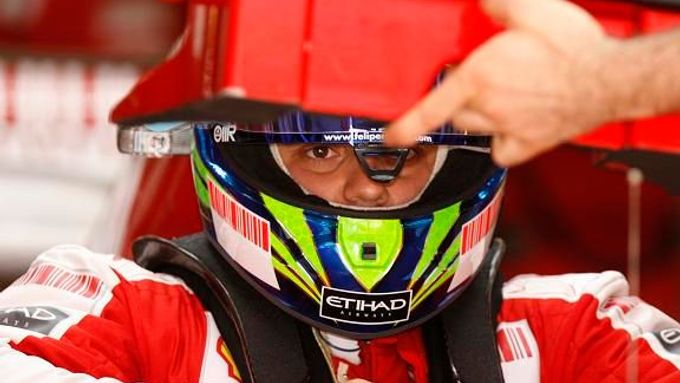 Felipe Massa při posledním závodě odstoupil ze třetího místa