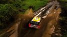 Thierry Neuville v Hyundai na trati Rallye Safari 2025