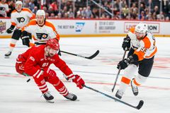 Flyers nezvládli generálku na NHL a prohráli v Lausanne. Voráček asistoval