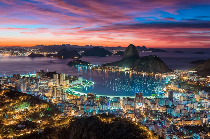 Rio de Janeiro, Brazílie. Pohled na různé městské aglomerace ve světě.