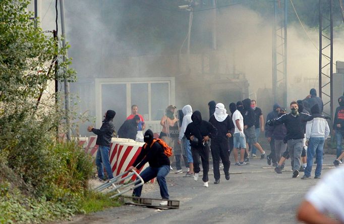 Horko na kosovsko-srbské hranici Jarinje.