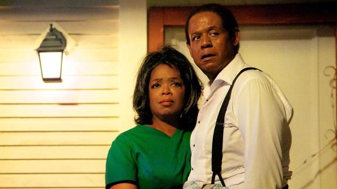 Oprah Winfrey a Forest Whitaker ve filmu The Butler.