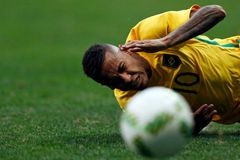 Brazilští fotbalisté nedokázali na úvod her překonat jihoafrickou obranu
