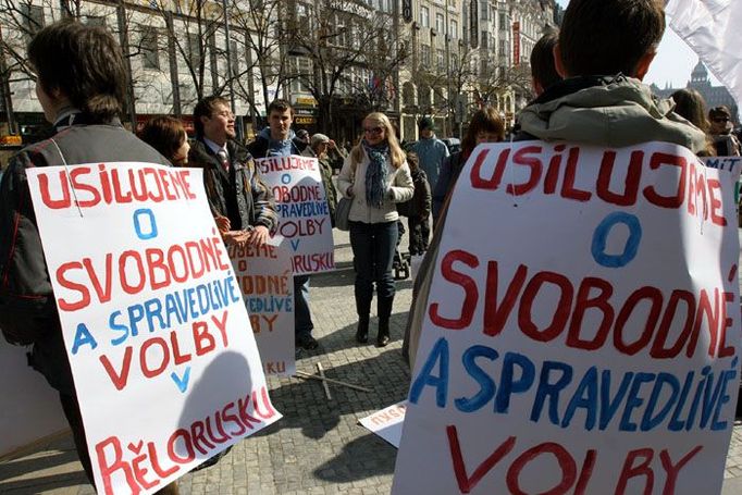 Svobodné a spravedlivé volby - hlavní požadavek demonstrantů.