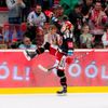 Třinec - Hradec, 4. semifinále play-off hokejové extraligy 2018: Michal Kovařčík slaví první gól.
