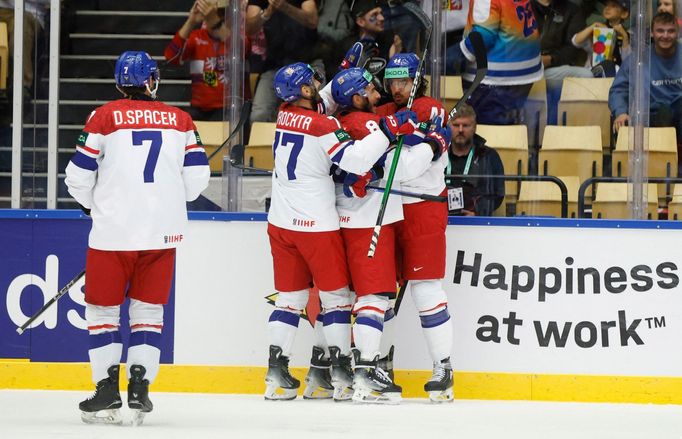 Češi slaví gól v zápase MS 2025 Česko - Kazachstán