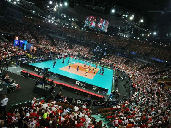 Katovická hala Spodek při semifinále Polsko - Brazílie.