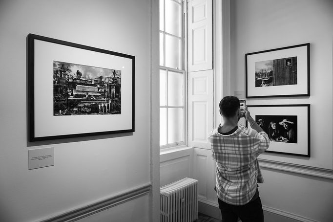 Sebastião Salgado: retrospektivní výstava v londýnském Somerset House (k udělení ceny za ceoživotní přínos fotografii na Sony World Photography Awards 2024).