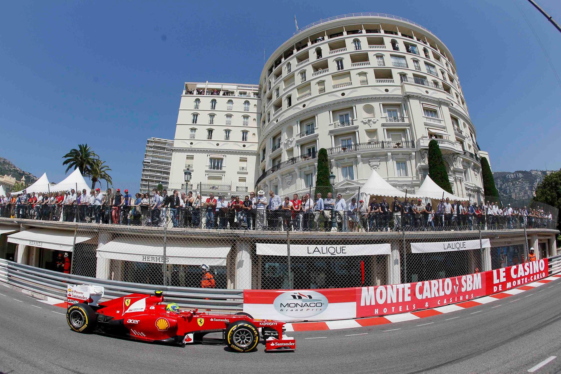 Felipe Massa v Monaku