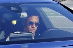Neymarův přestup bude dotažen do konce týdne. PSG Barceloně zaplatí 222 milionů eur