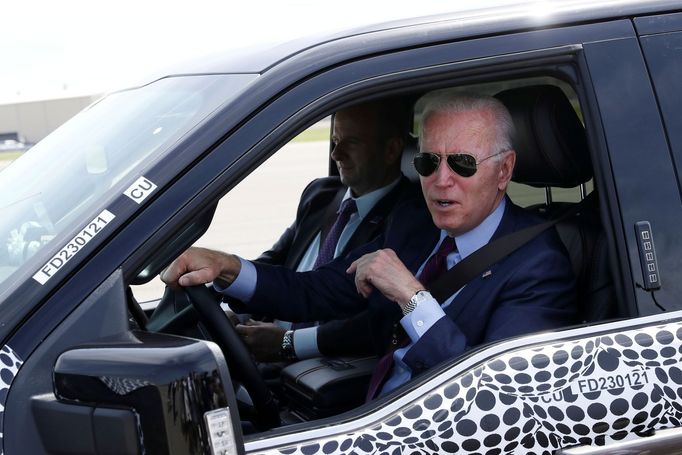 U.S. President Joe Biden tests the new Ford F-150 lightning truck as he visits VDAB at Ford Dearborn Development Center in Dearborn, Michigan, U.S., May 18, 2021.  REUTER