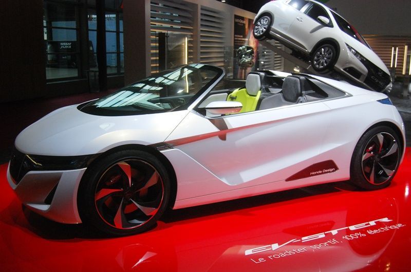 Koncepty na autosalon v Paříži 2012