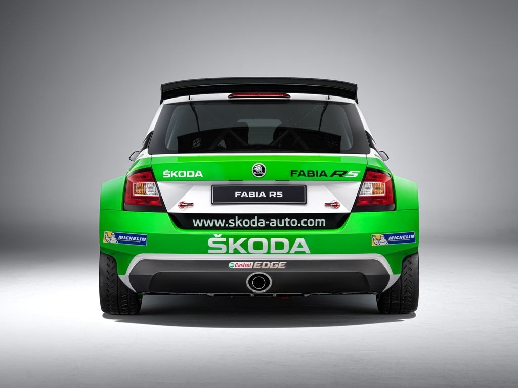 Škoda Fabia R5 2015 - zadek