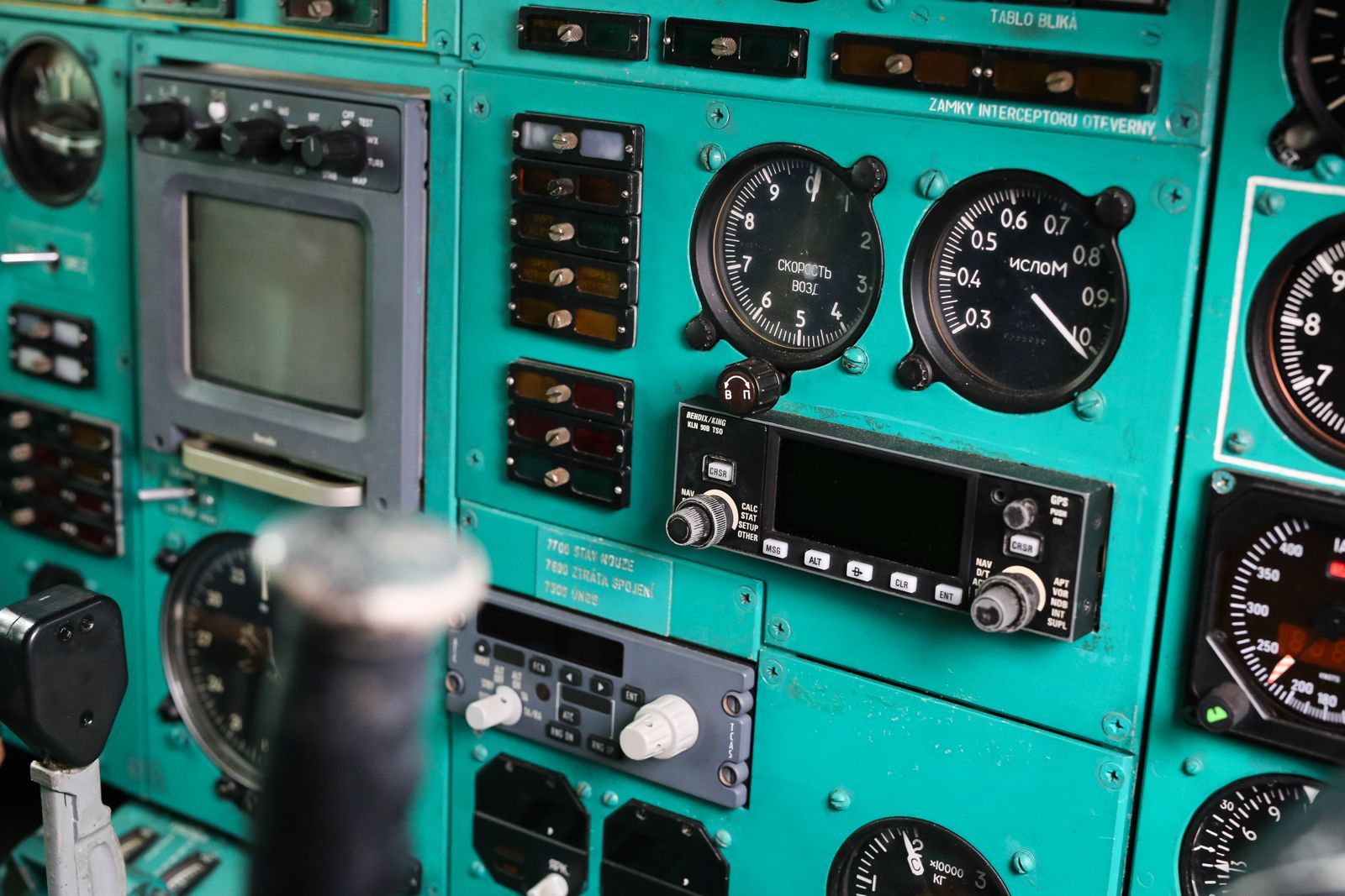 Oprava starých vládních letadel Tupolev - Velký přelet