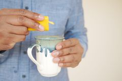 Může "dietní" životní styl urychlovat stárnutí mozku? Odpověď vědců je znepokojující