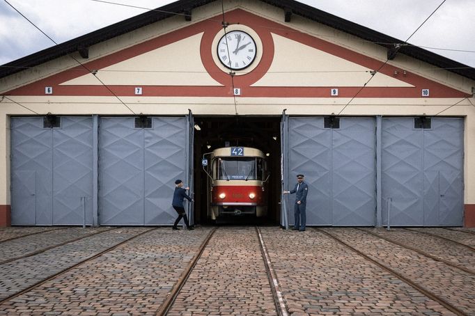 Slavnostní představení první tramvaje K2 (ev. č. 7000) v pravidelném provozu v Praze, 2. 2. 2023, Vozovna Střešovice.