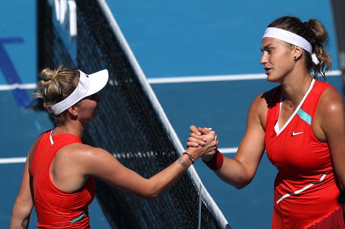 Australian Open 2022: Markéta Vondroušová a Aryna Sabalenková po utkání třetího kola.