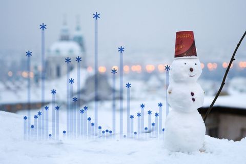 Bílé Vánoce v datech: Čtvrt metru v centru Prahy i dvacetileté čekání v Pardubicích