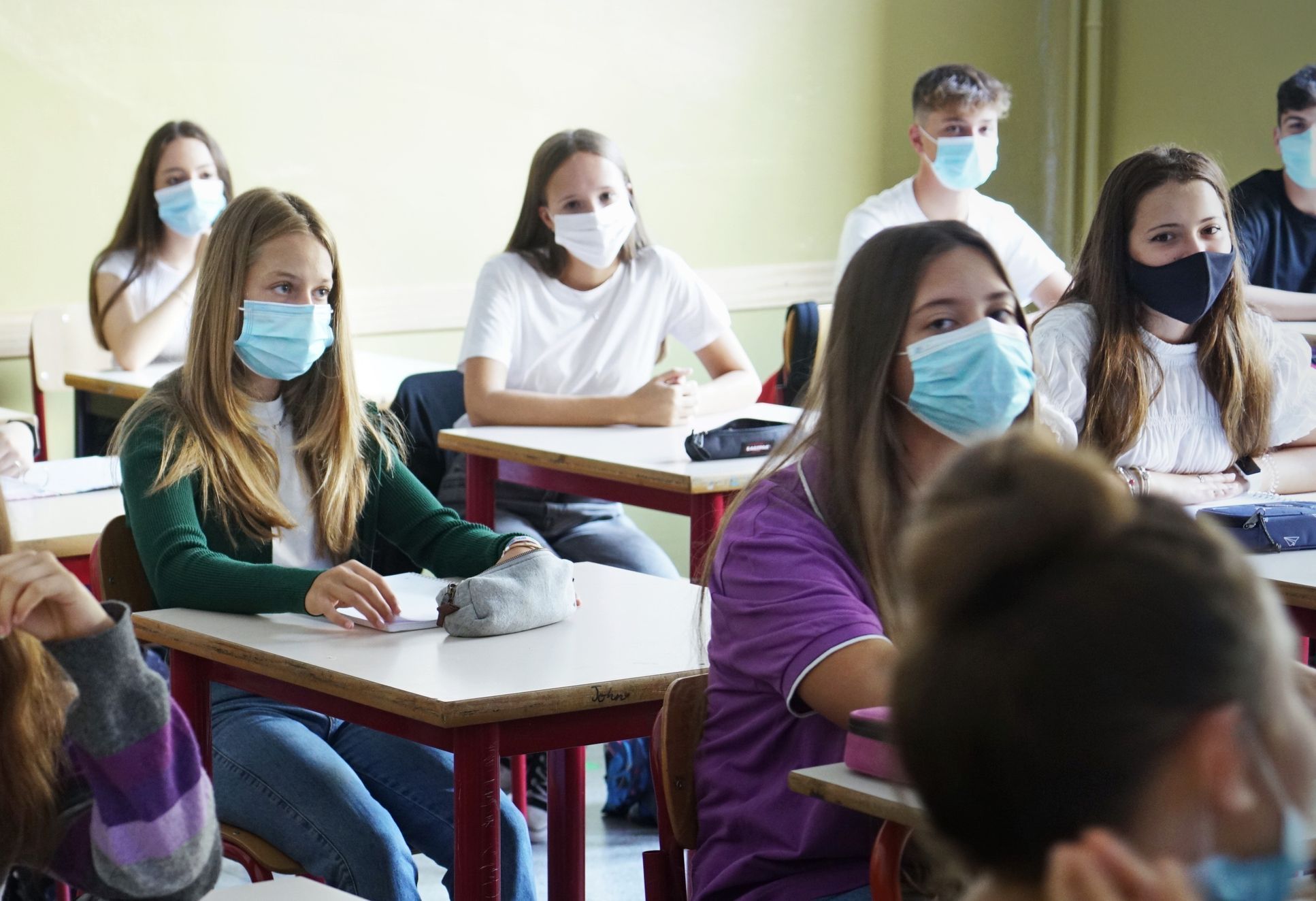 Středoškoláci, přijímačky, studenti, roušky, koronavirus