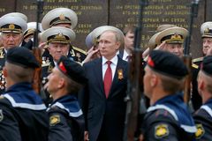 Intelligence officers warn against underestimating Russia